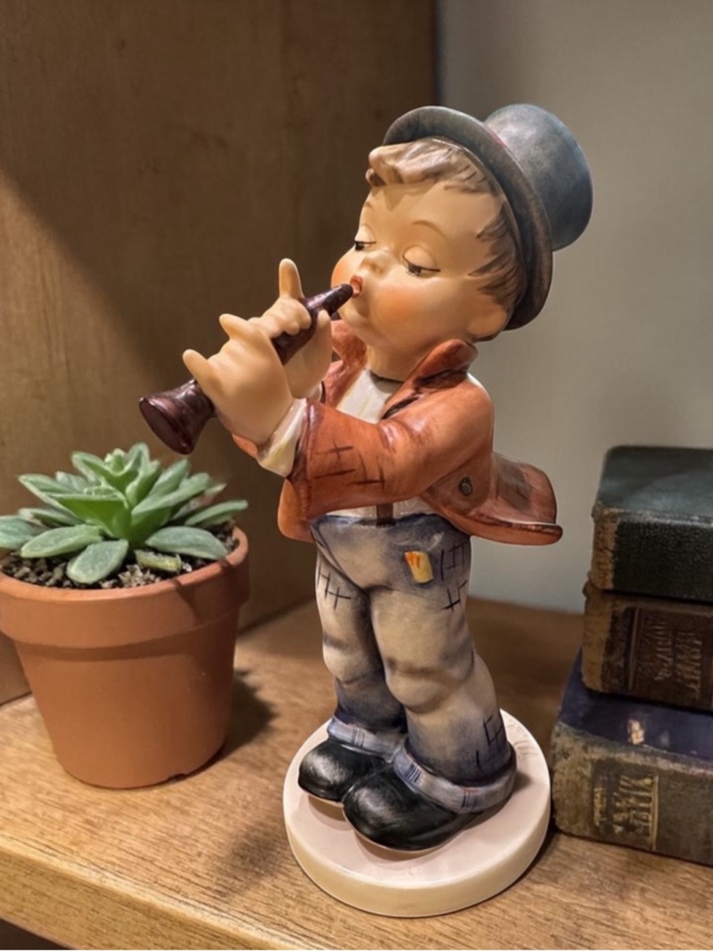 Vintage Hummel “Serenade” HUM 85/II Figurine – Goebel W. Germany